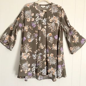 Umgee gray floral swing boho dress bell sleeves